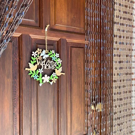 Sweet Kerasias * Lambinou